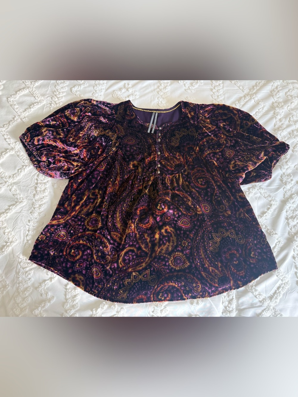 Preowned top by Anthropologie, Size M